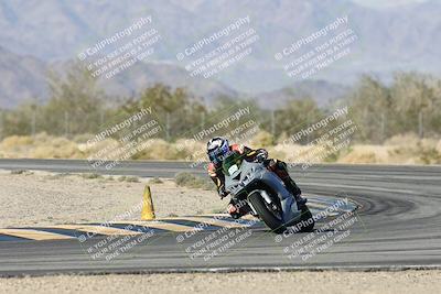 media/Dec-04-2025-Racers Edge (Thu) [[5ebc9f124d]]/3-B Group/1-Session 1 (Turn 7)/